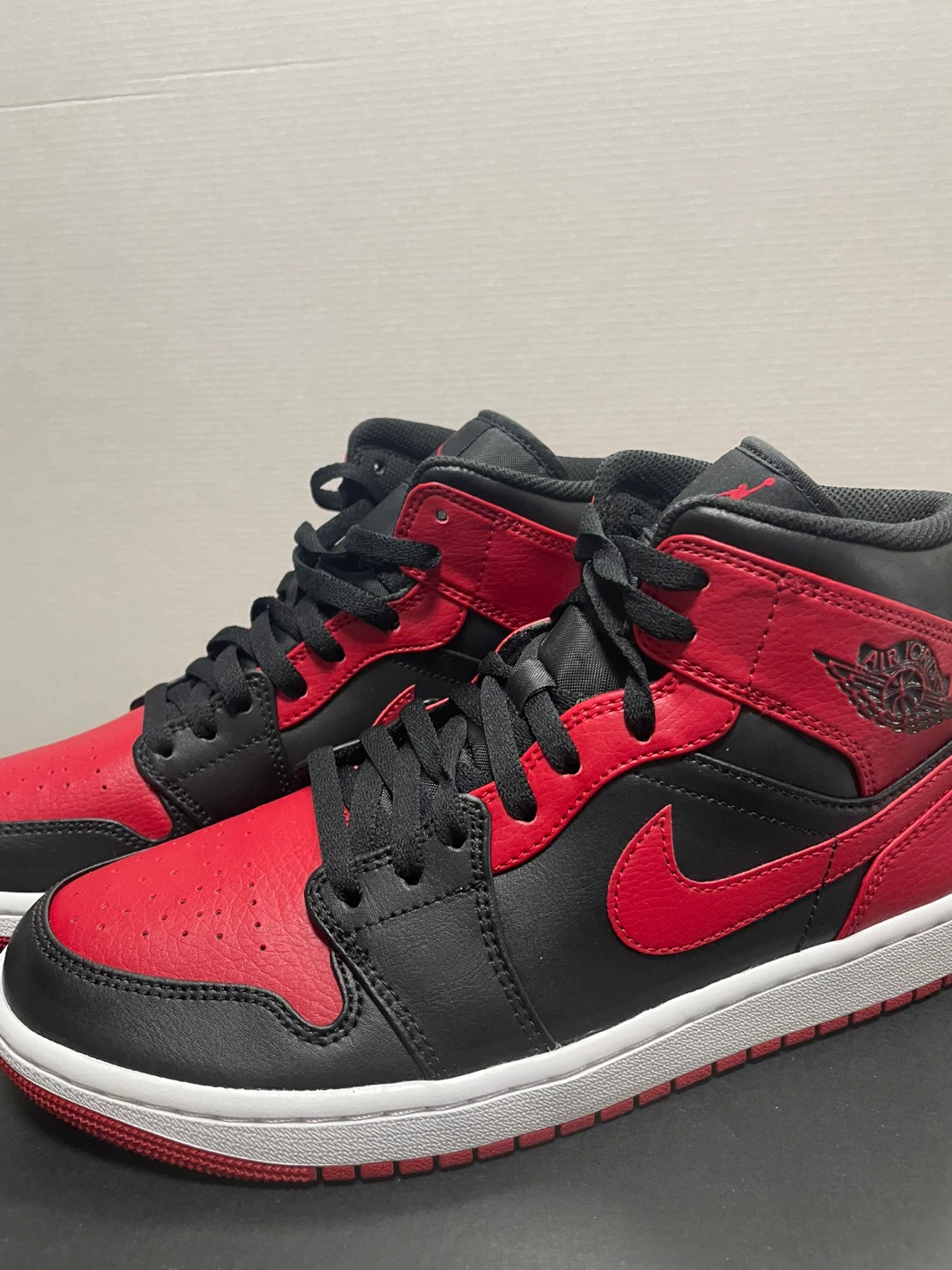 Air Jordan 1 Mid Black/Red - photo 3