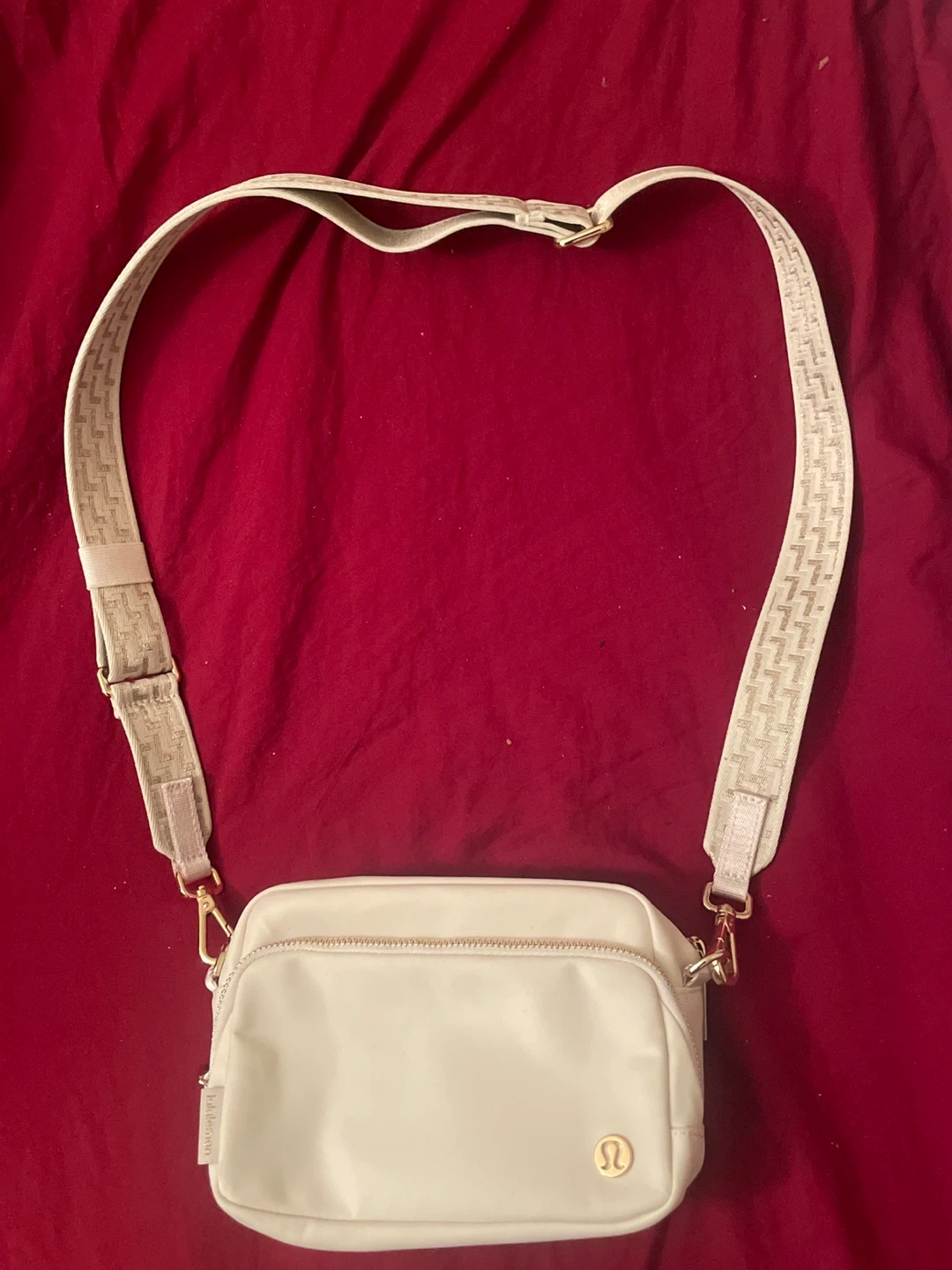Lululemon White Everywhere Belt Bag