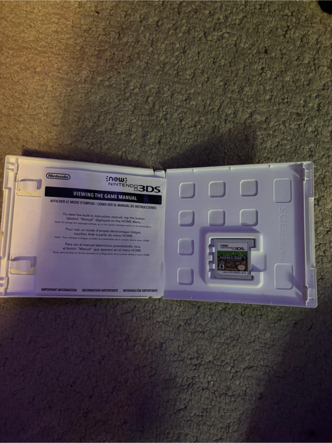 Nintendo 2DS w/ Minecraft 3DS Edition - photo 3