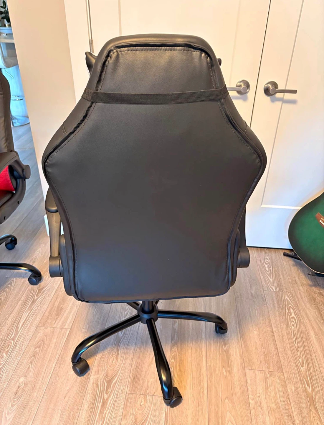 BRAND NEW Black & White Gaming Chair - photo 3