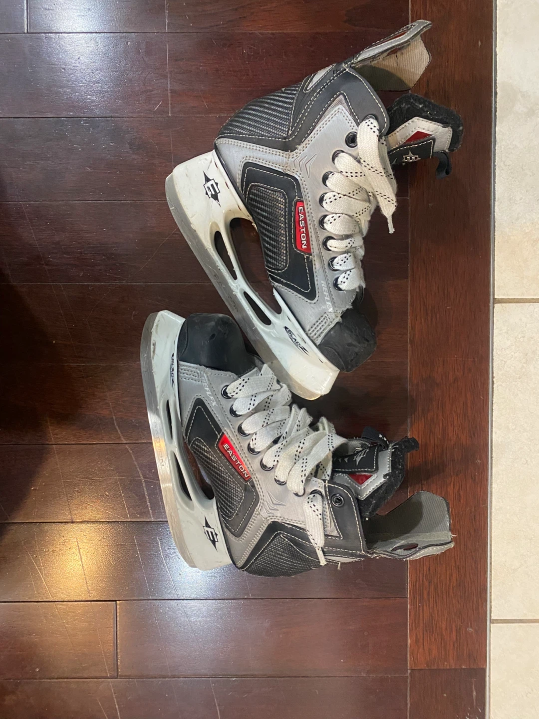 Easton Reflex Ice Hockey Skates - Size 5.0