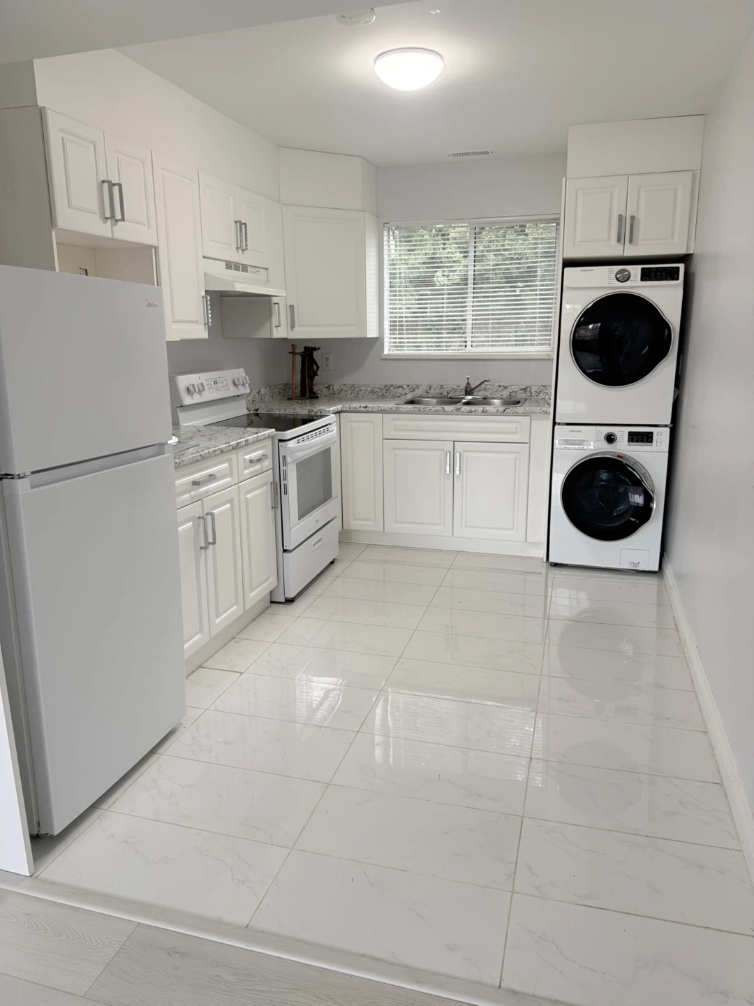 2 Bed 1 Bth basement