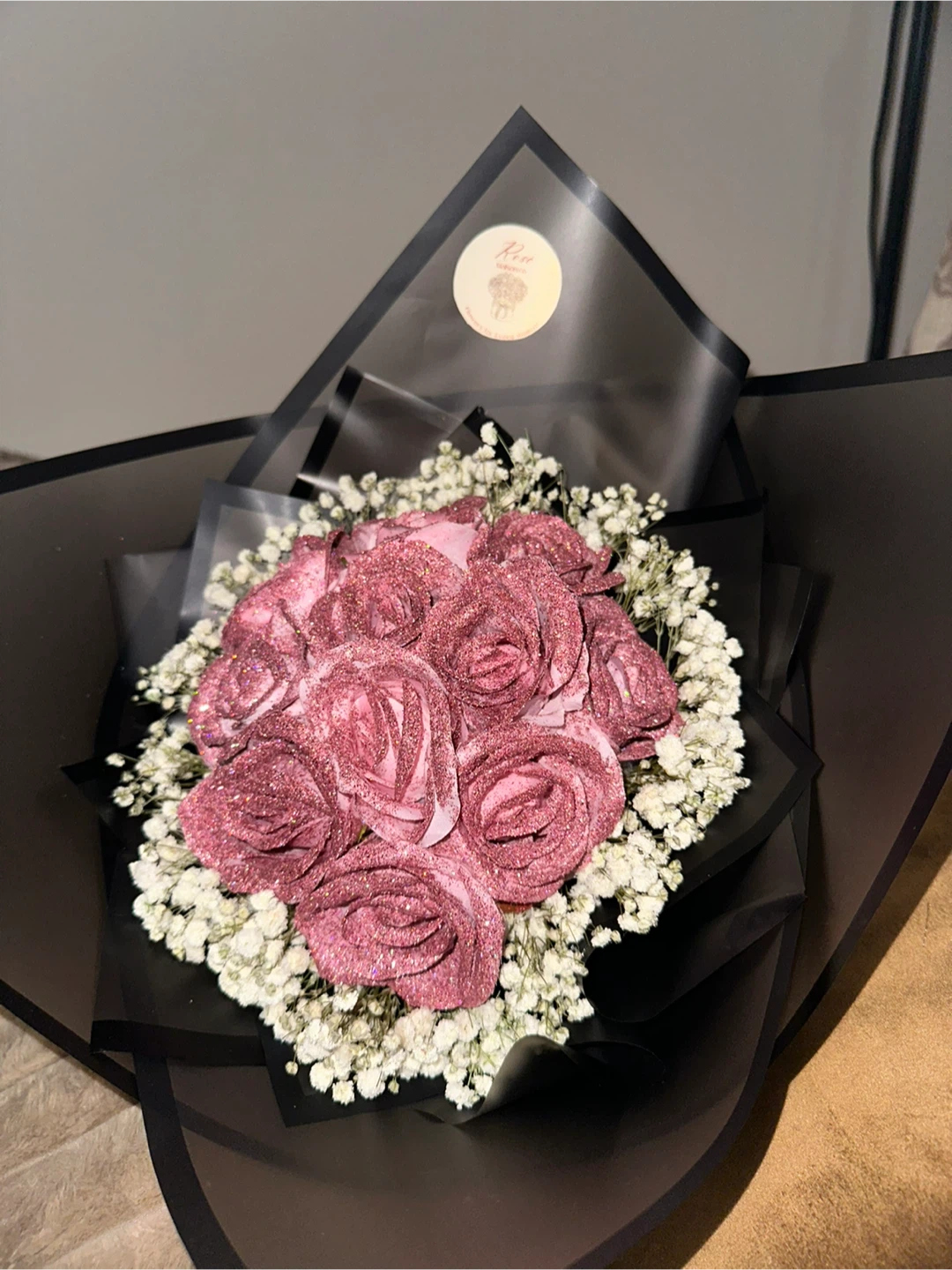 Faux flower glitter bouquet pink