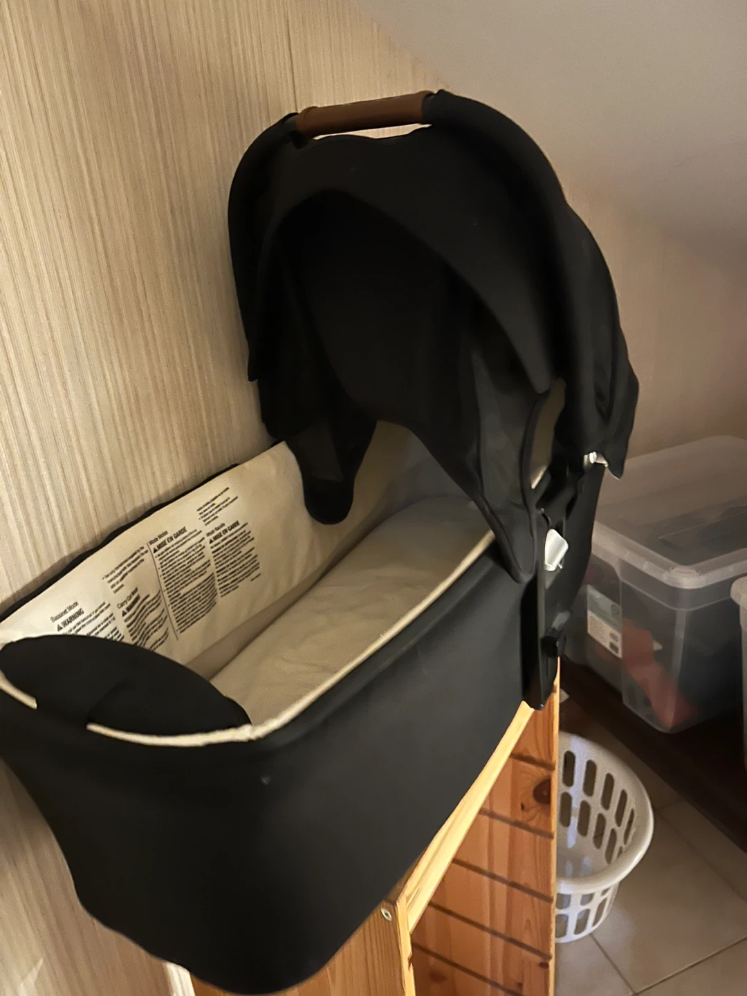 Nuna Bassinet - Black