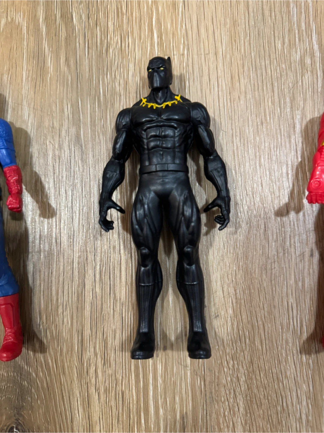 Marvel Avengers 6” Action Figures x 5 - photo 3