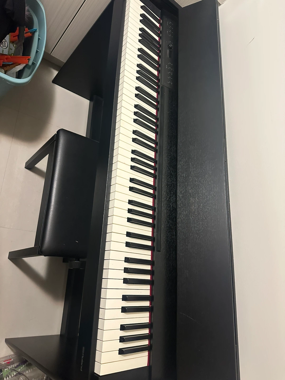 Roland Digital Piano with Bench - photo 2