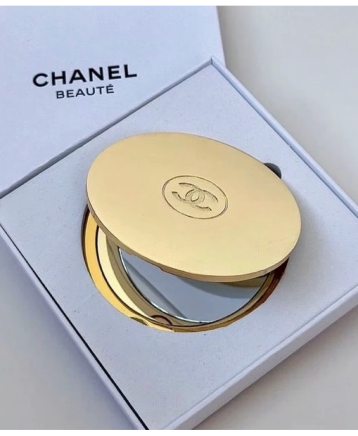 Chanel Gold Mirror with Box - photo 2