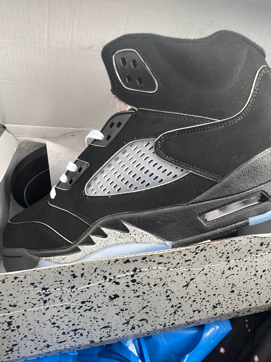 Nike Air Jordan 5 Retro Anthracite - photo 2