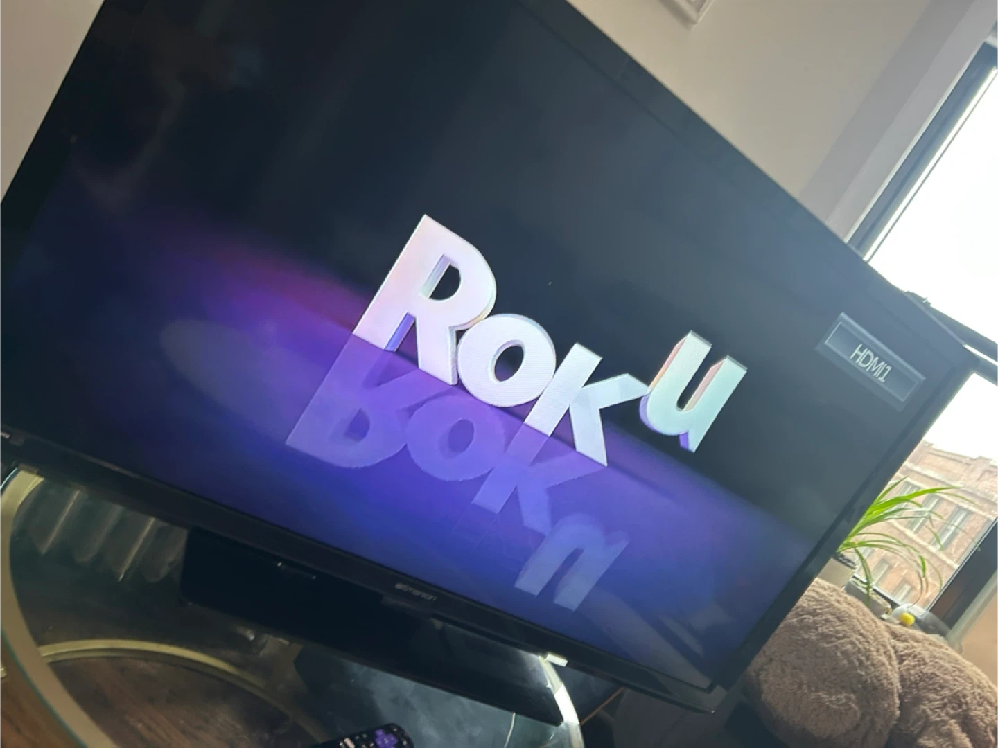 Emerson 50 inch LED TV + Roku - photo 2