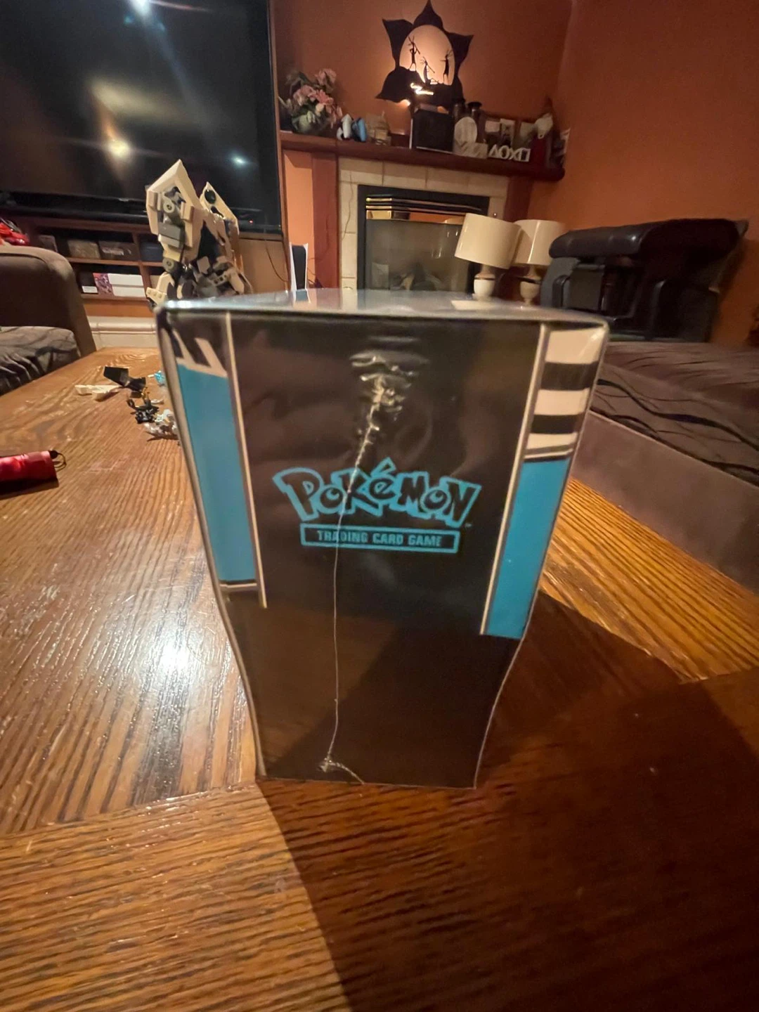 Pokémon TCG: Scarlet & Violet-Black Bolt Elite Trainer Box - photo 3