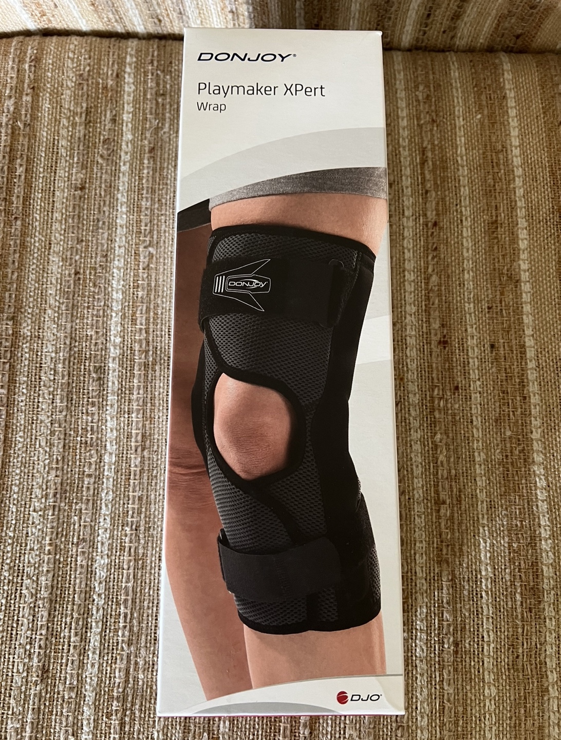 Brand New-DonJoy Playmaker Xpert Wrap Knee Brace - photo 2