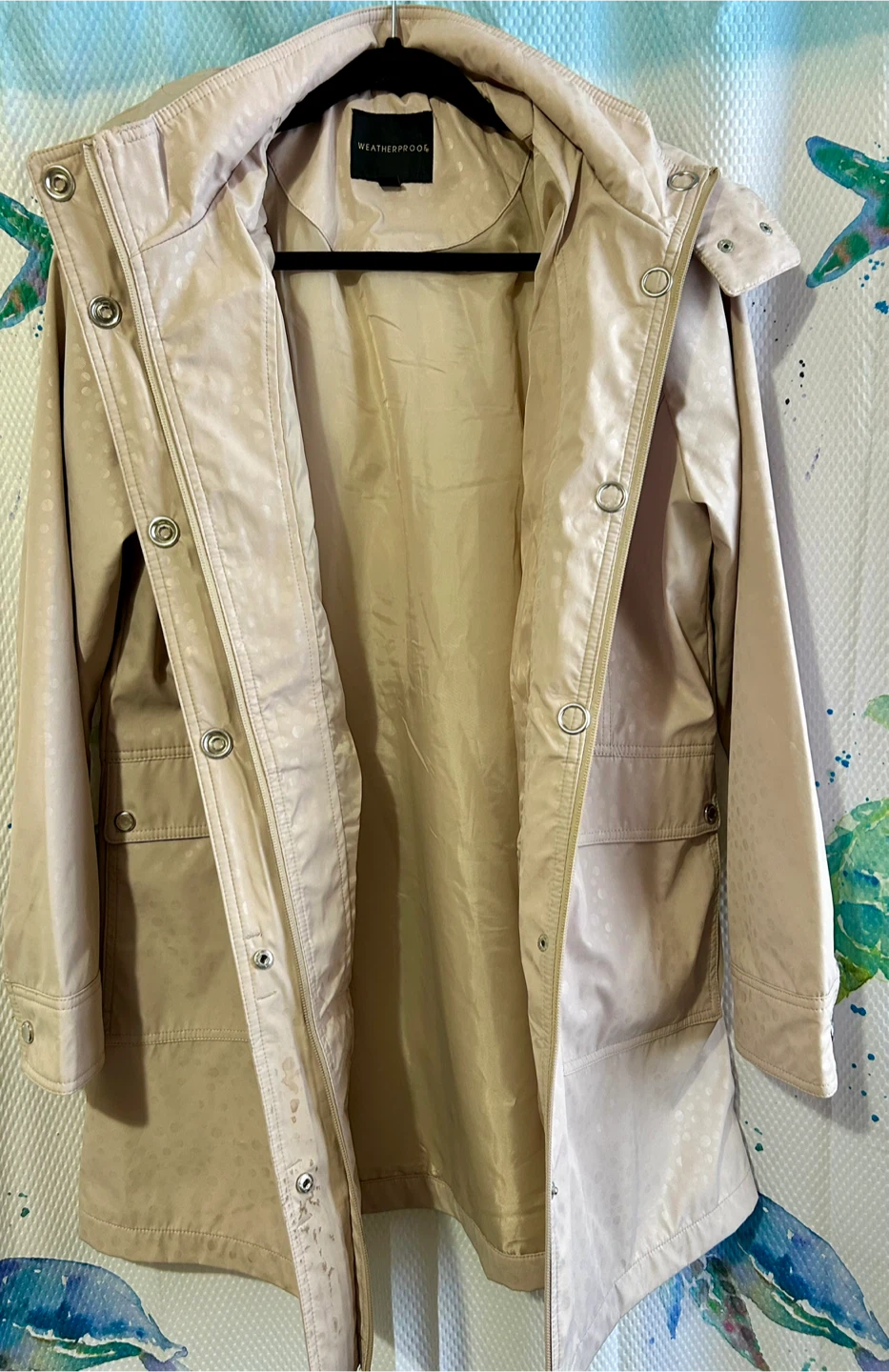 Weatherproof Beige Raincoat - photo 3