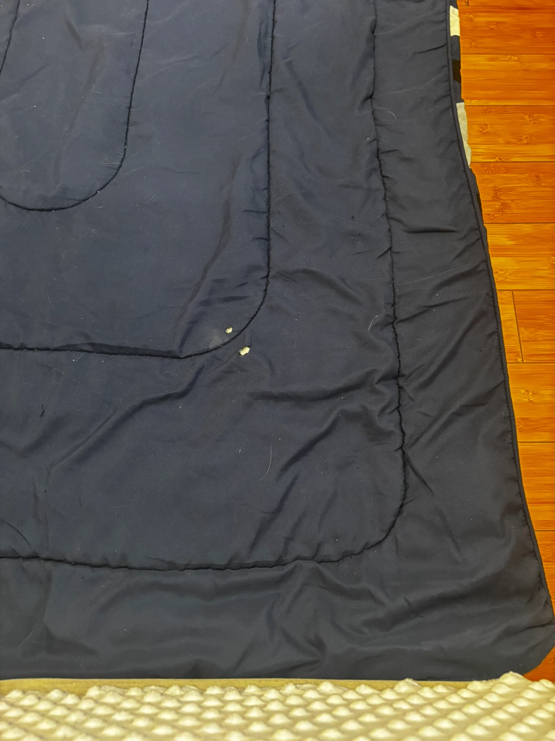 Striped quilt blanket - photo 4