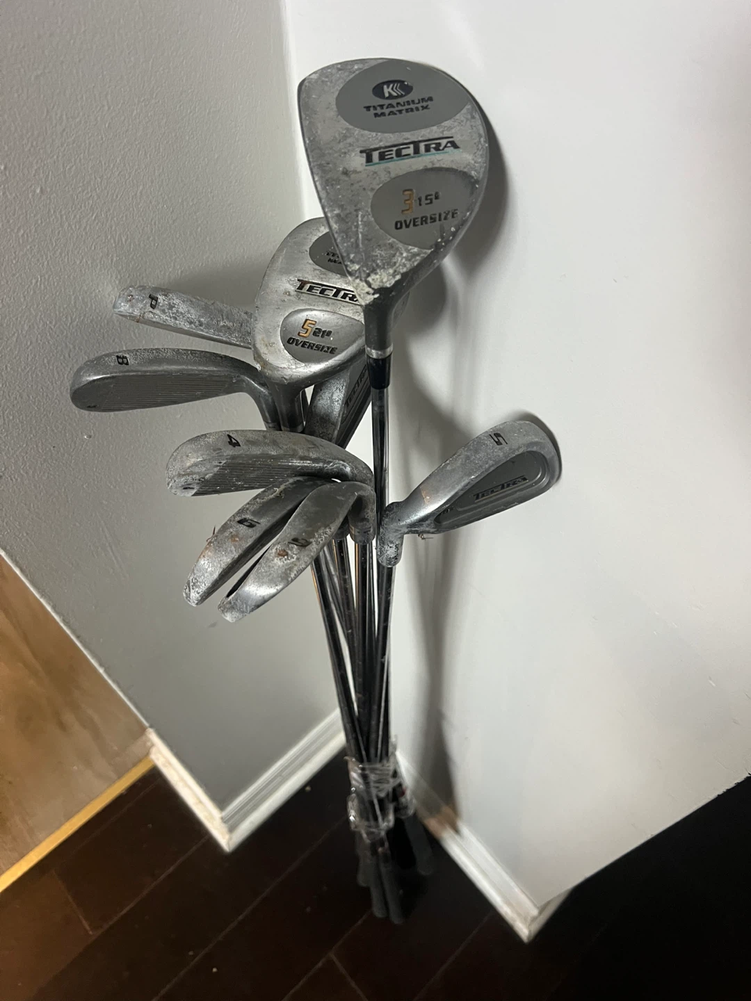 Tecira Titanium Matrix Golf Club Set