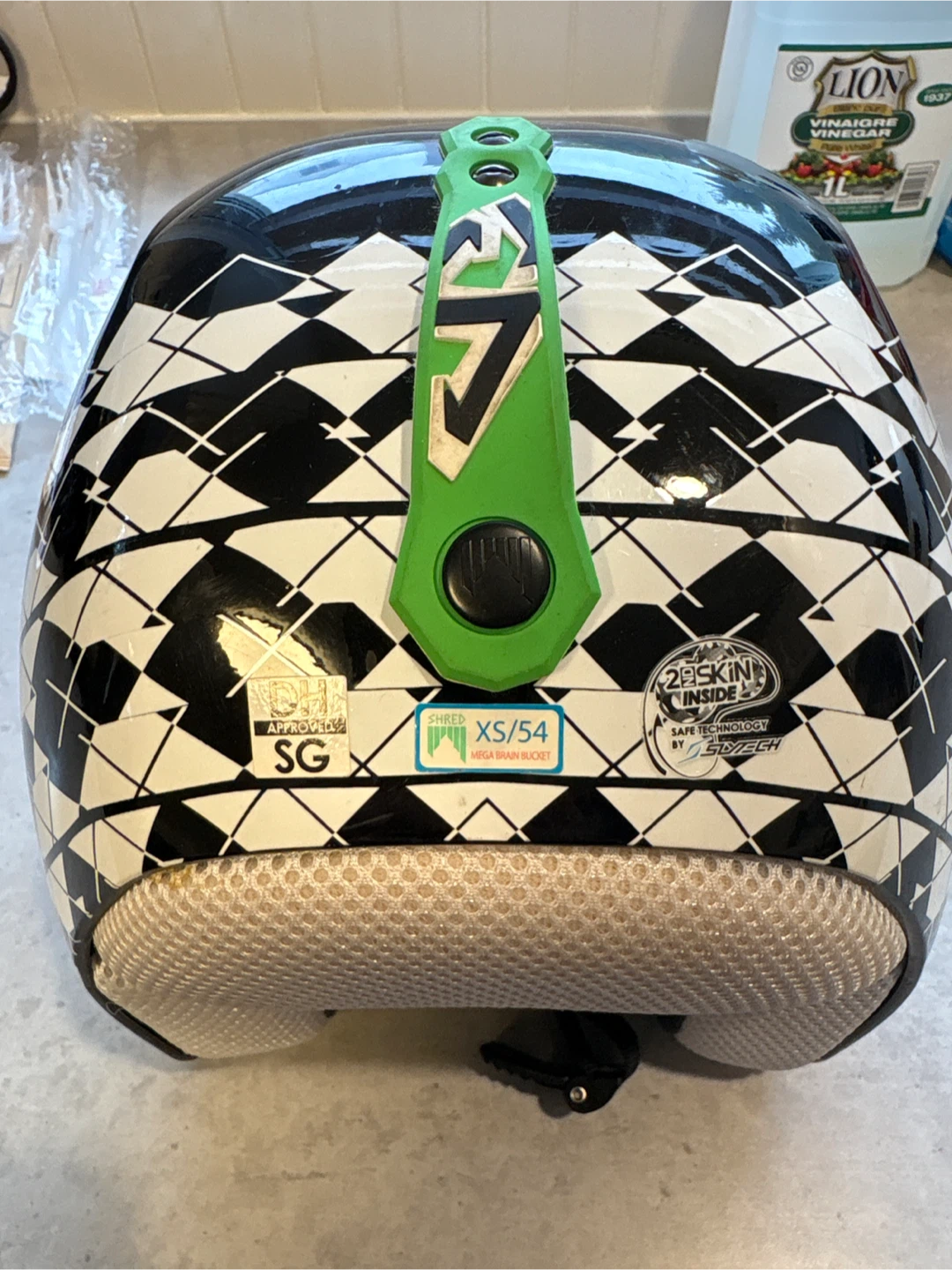 Shred Mega Brain Bucket Helmet - Black / XS - photo 4