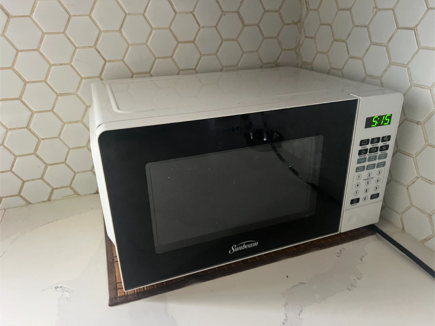 Sunbeam White Microwave Oven - photo 3