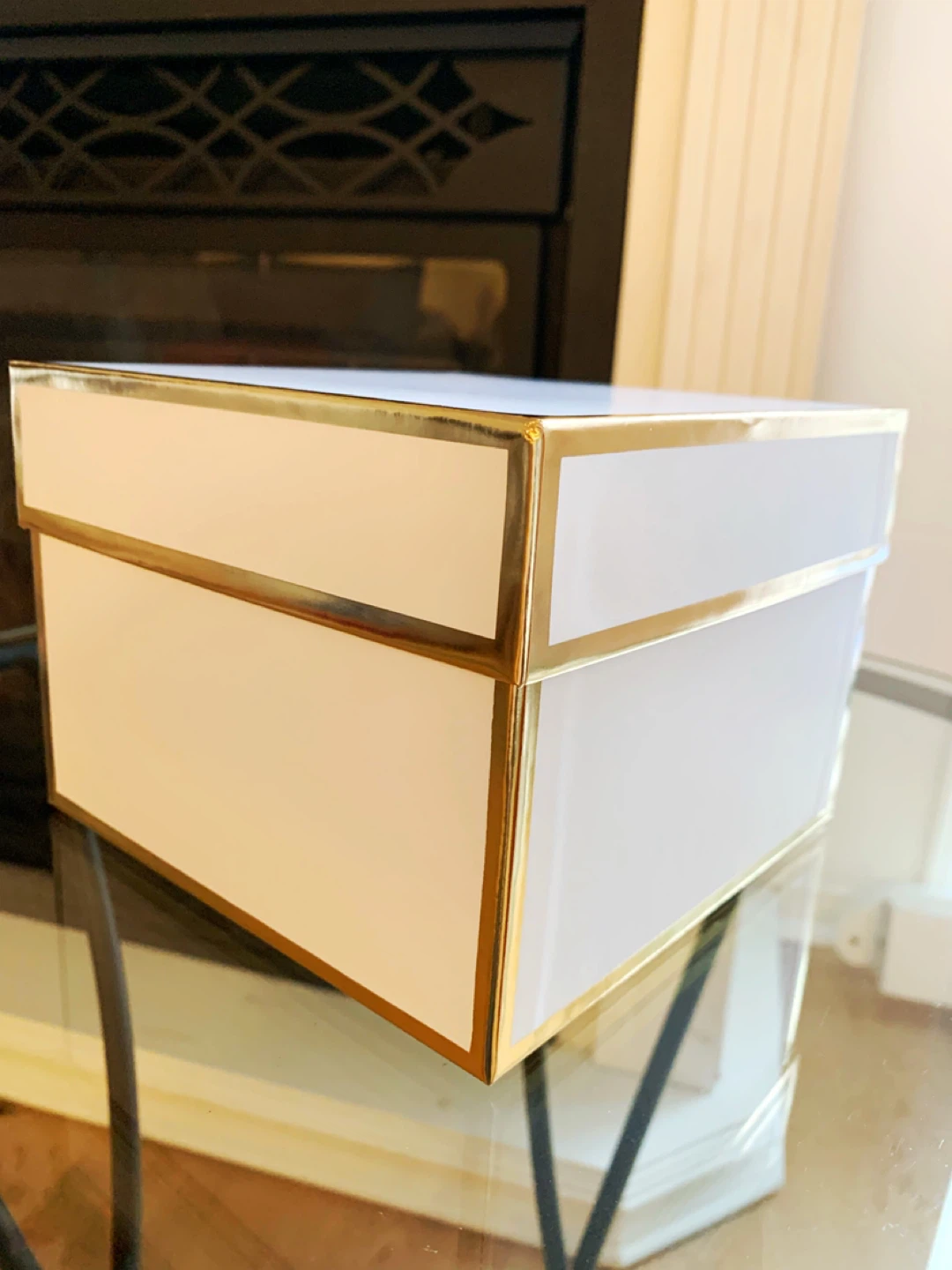 Decorative White & Gold Gift Box - photo 3