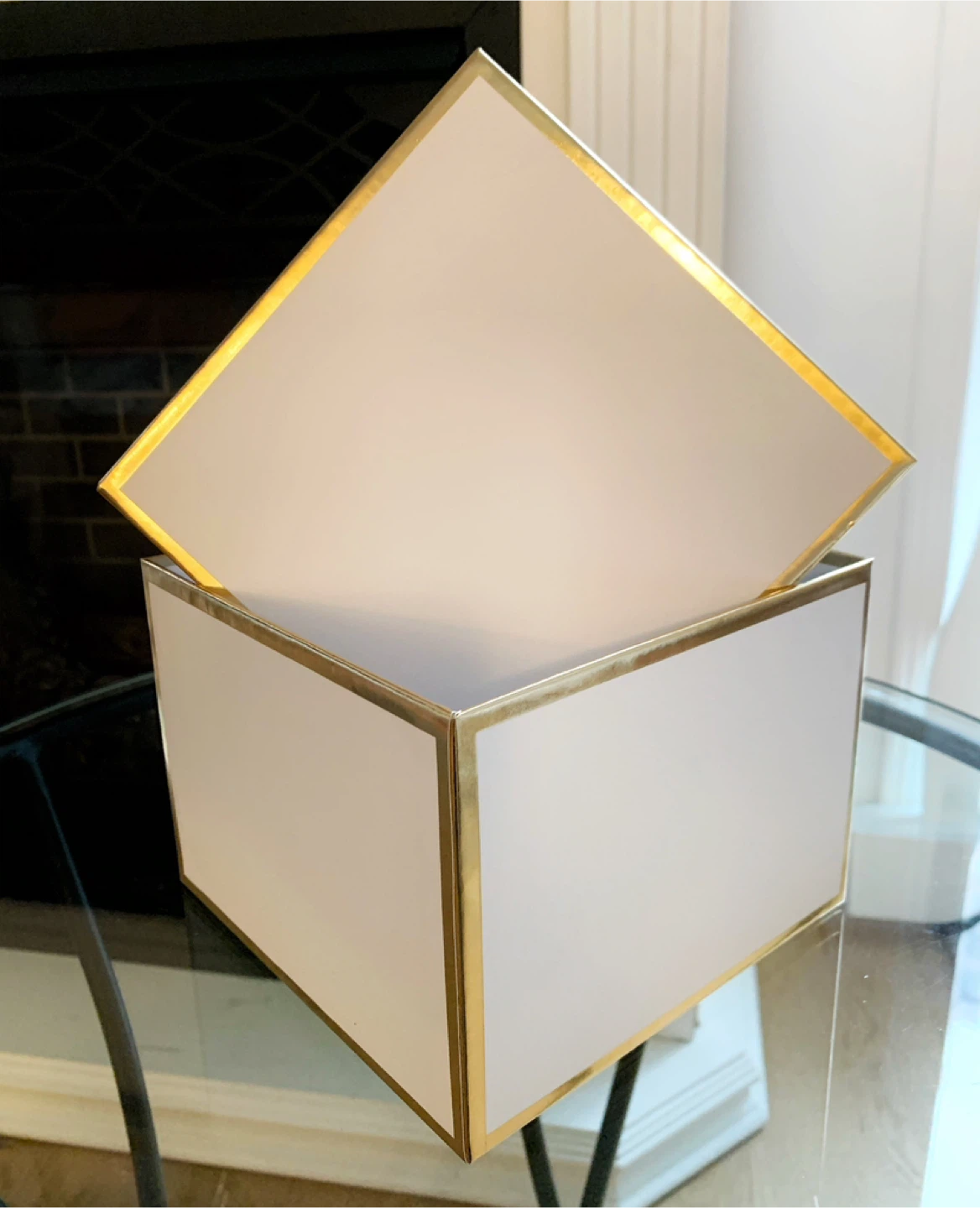 Decorative White & Gold Gift Box
