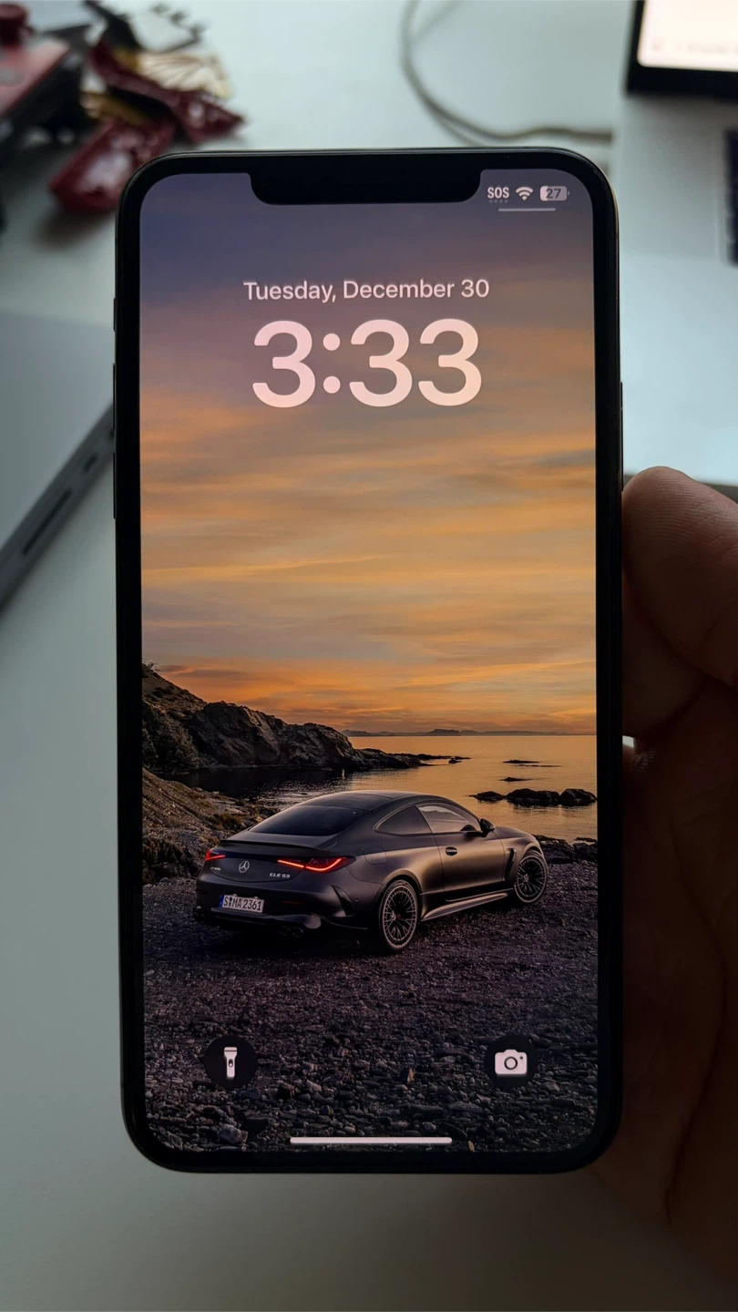 Apple iPhone 11 Pro Max - photo 3