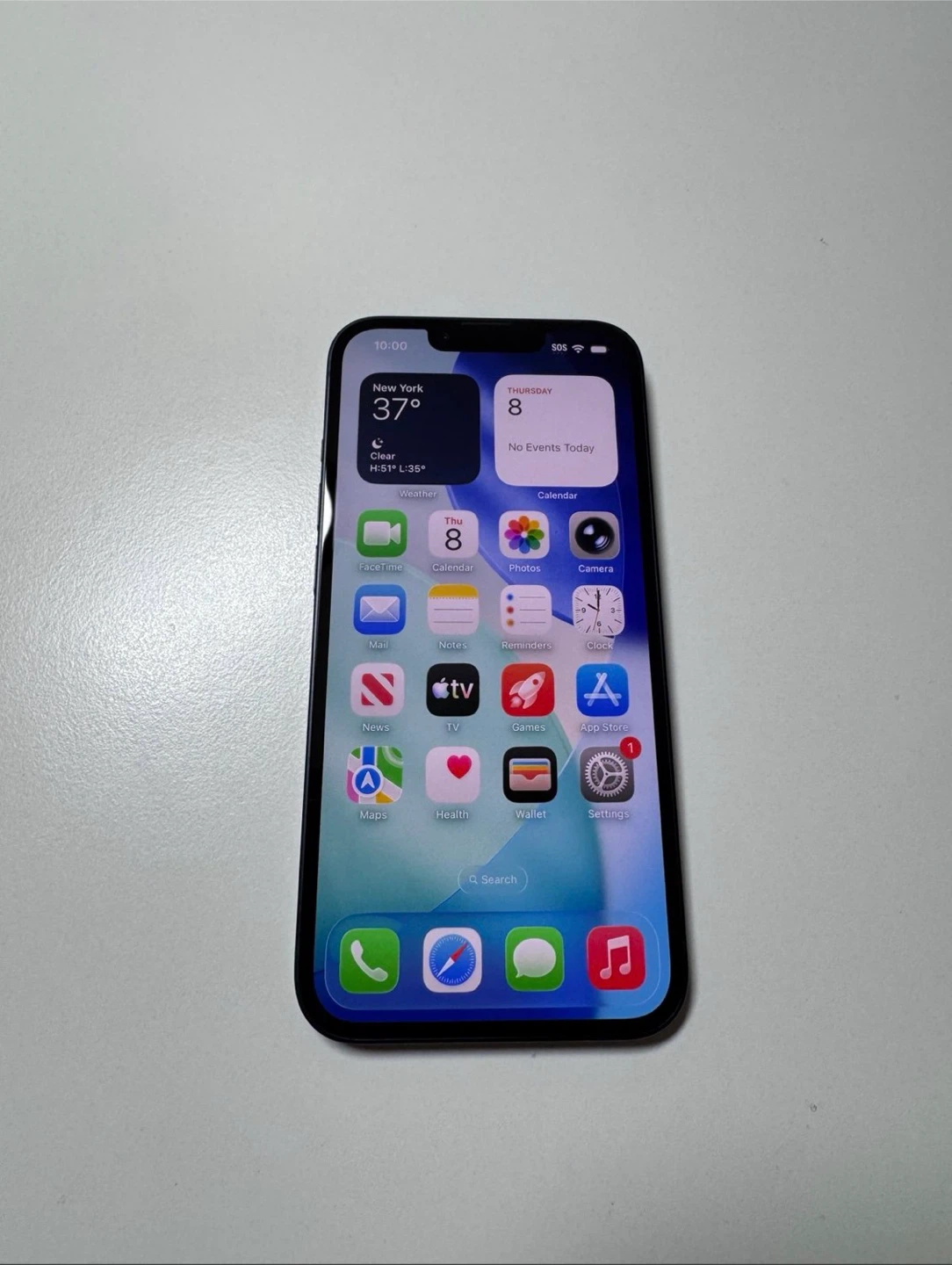 iPhone 13 - photo 2