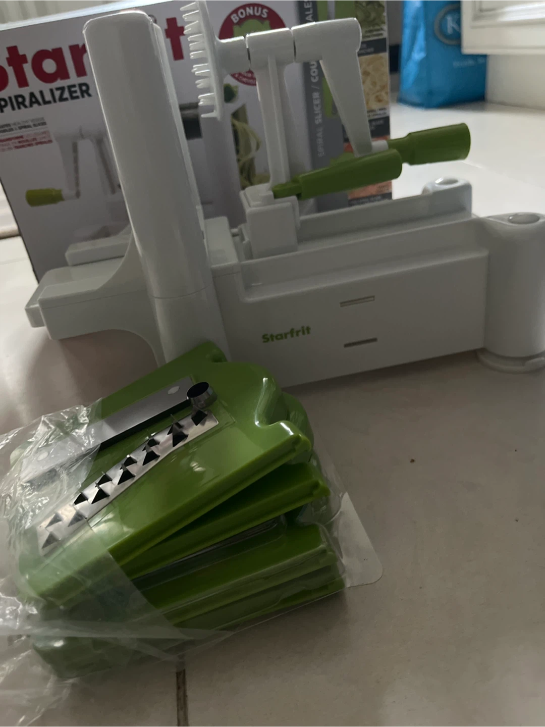 Starfrit Spiralizer - Like New! - photo 2