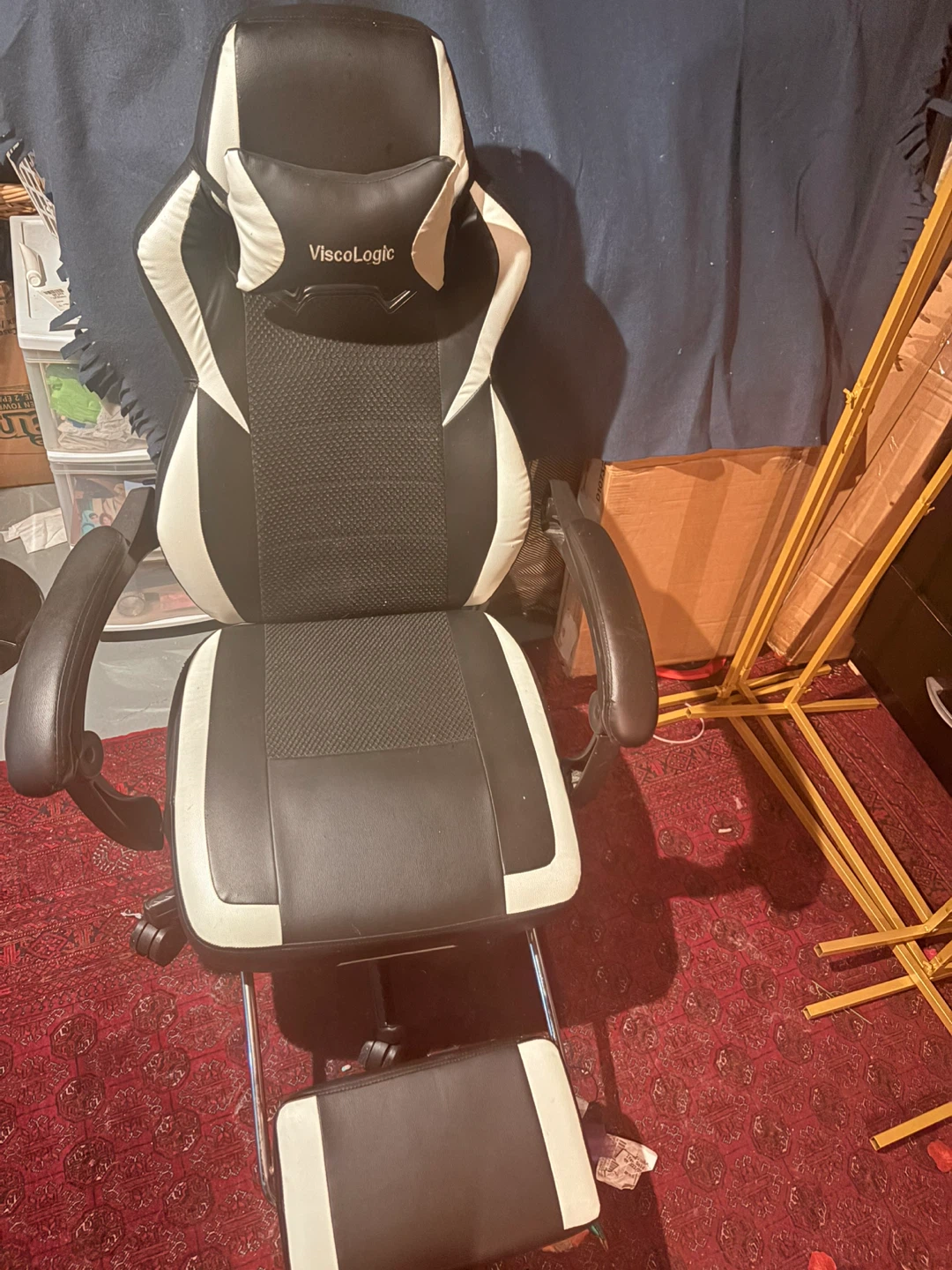 ViscoLogic Black and White Gaming Chair - photo 2
