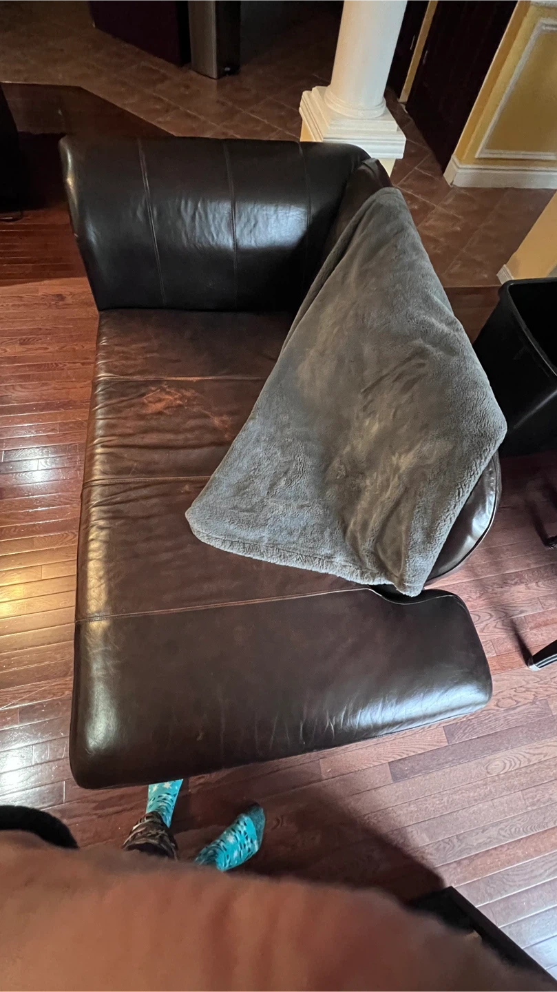 Dark Brown Leather Sofa & Coffee Table Set - photo 5