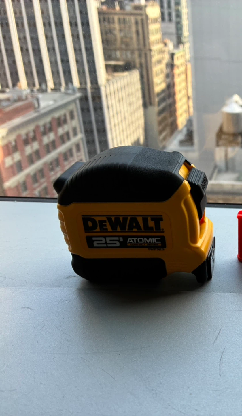 DeWalt Atomic 25' Tape Measure DIY Home/ Work Projects - photo 2