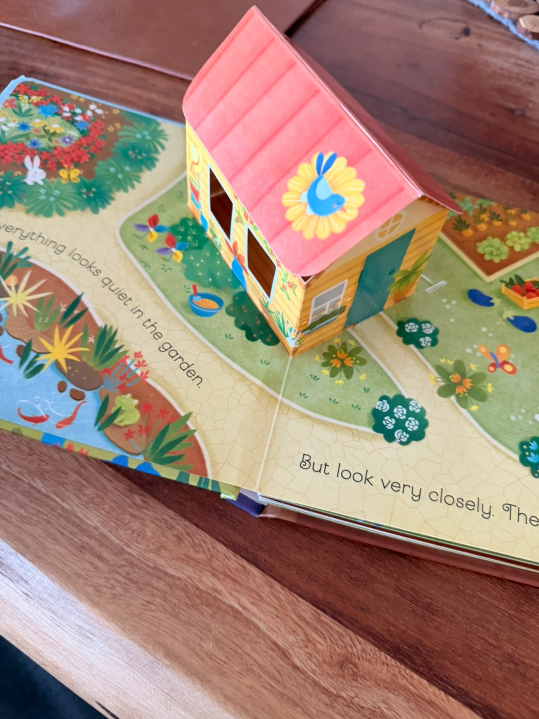 Usborne Pop-up Garden Book🏆 - photo 2