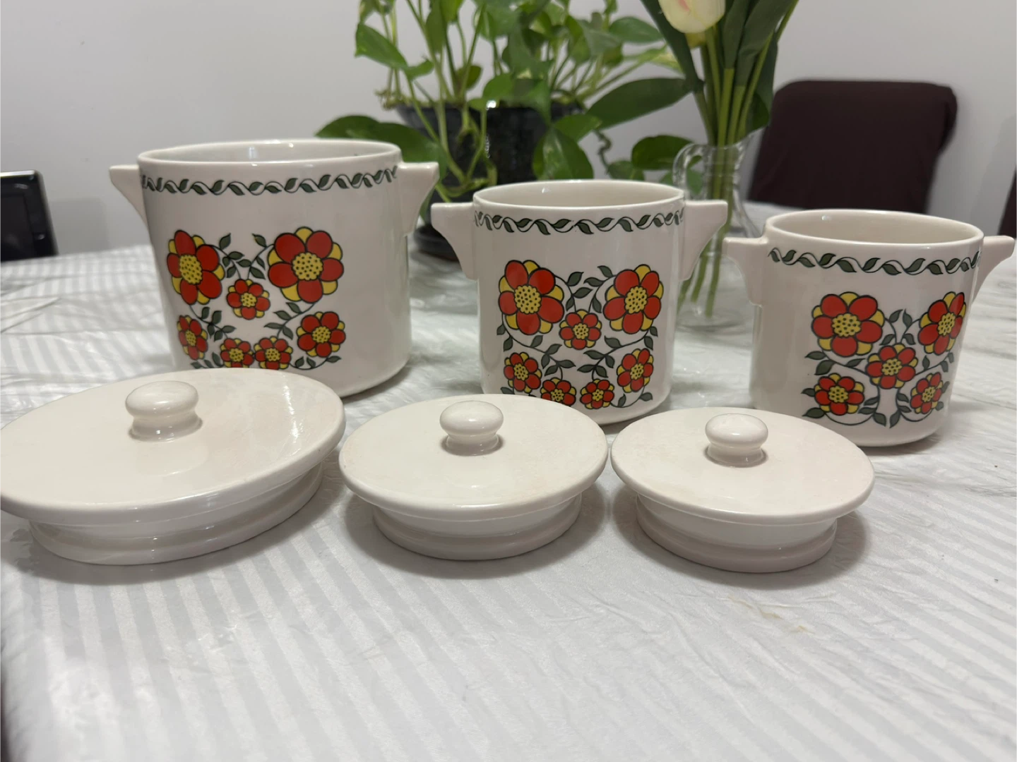 Vintage Floral Canister Set with Lids - photo 2