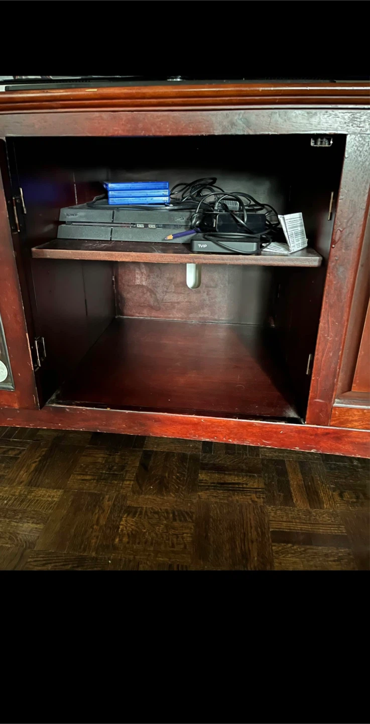 Wooden TV Stand/Entertainment Unit - 🥕 - photo 2