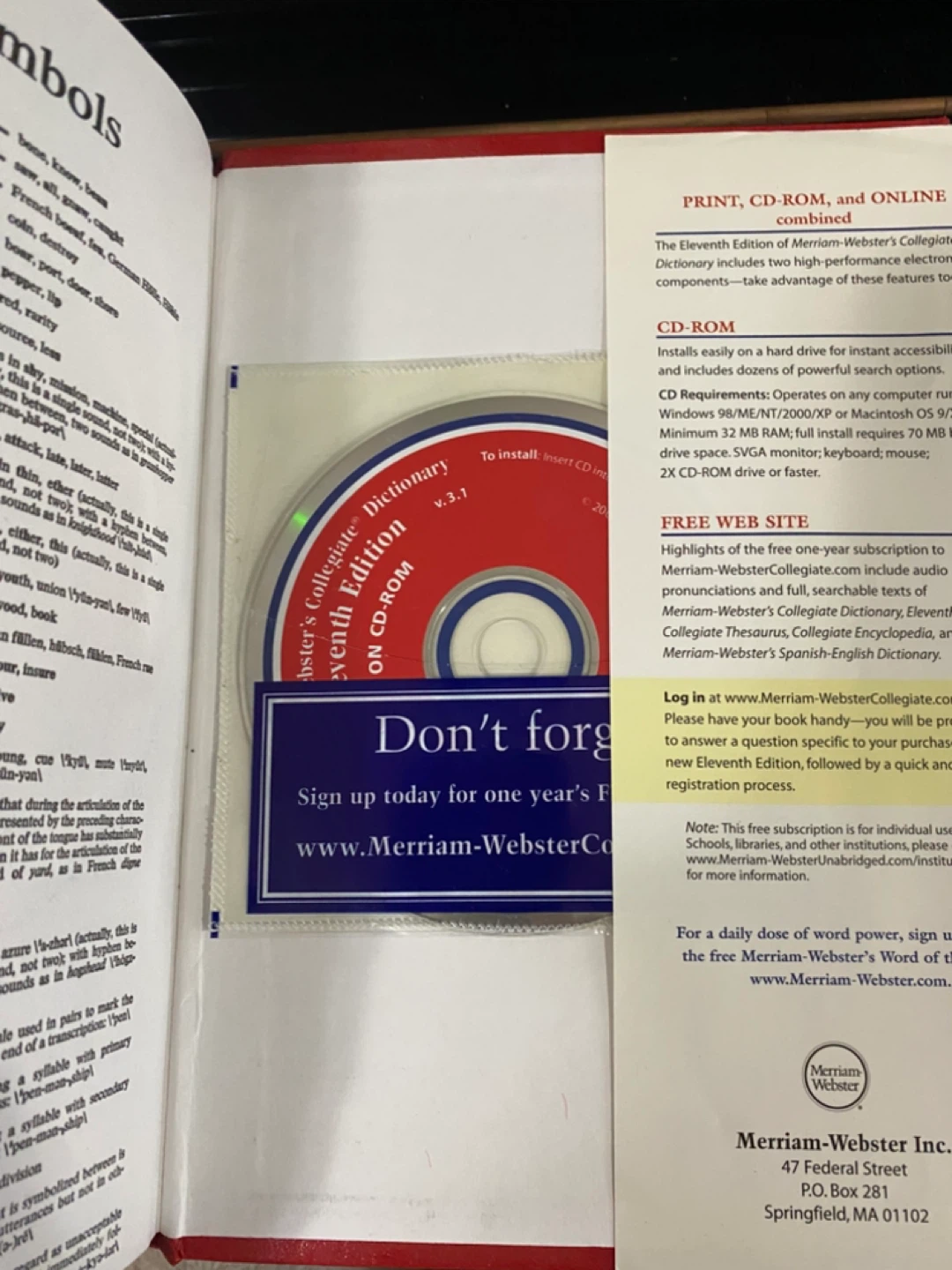 Merriam-Webster's Collegiate Dictionary, 11th Edition - photo 3