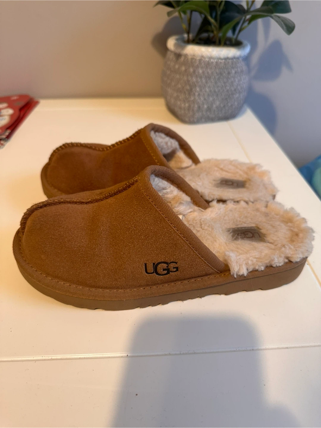 Kids UGG slippers size 2
