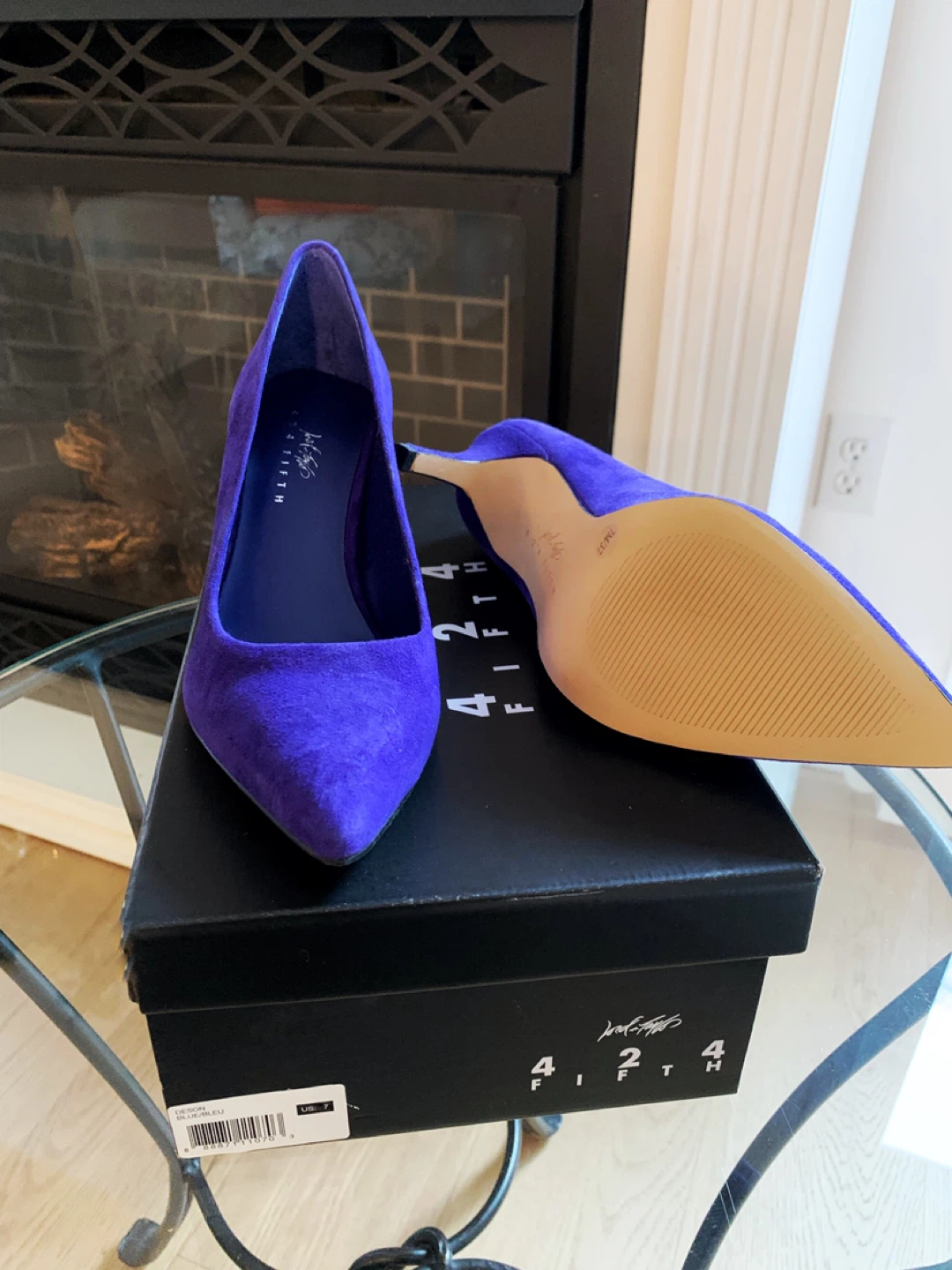 Lord & Taylor 424 Fifth Suede Heels - Size 7 - photo 3