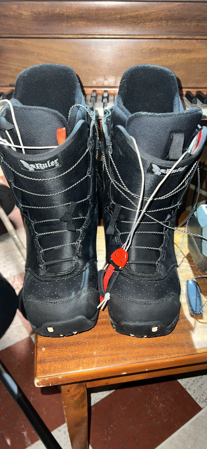 Burton Snowboard Bag, Boots, and Snowboard - photo 2