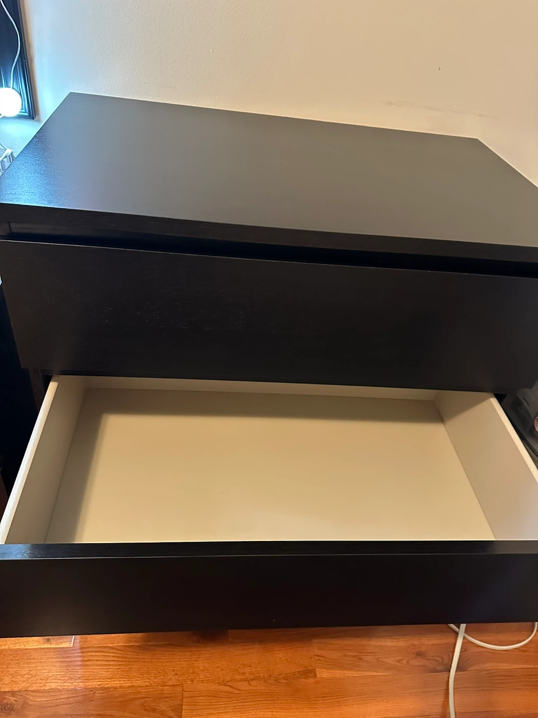 4-Drawer black dresser - photo 4