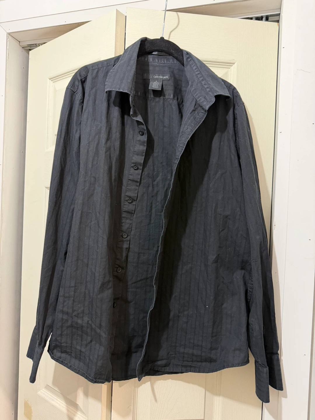 Size MEDIUM Calvin Klein Jeans Black Button-Down Shirt - Size M