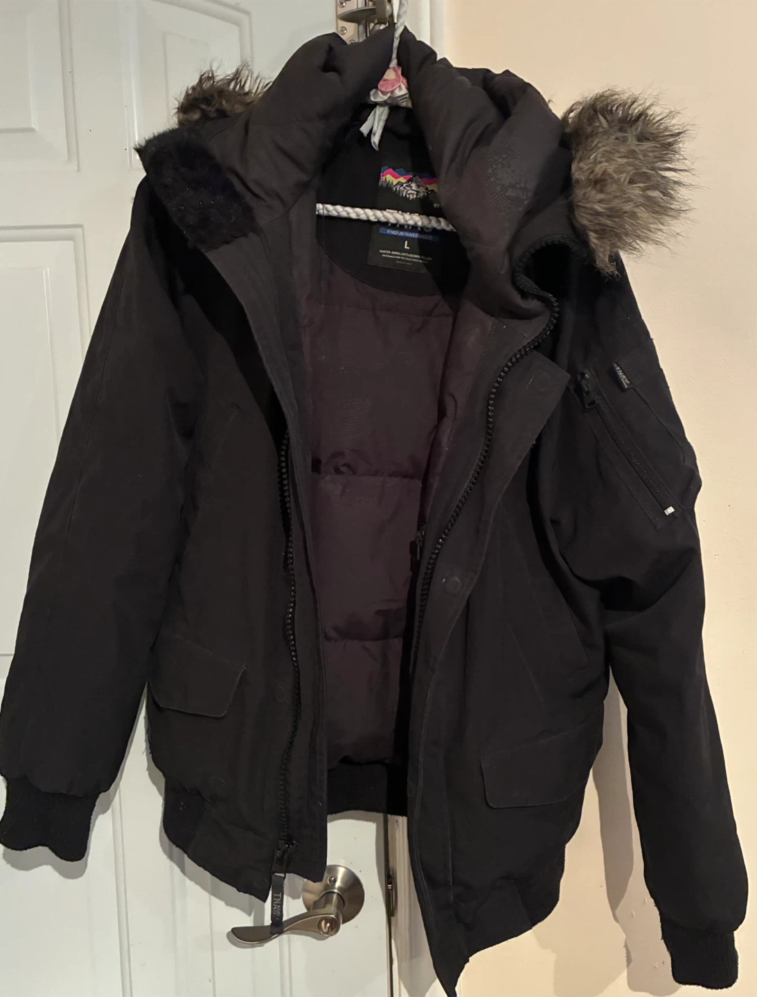 TNA Mountaineering Black Parka - Size L - photo 2