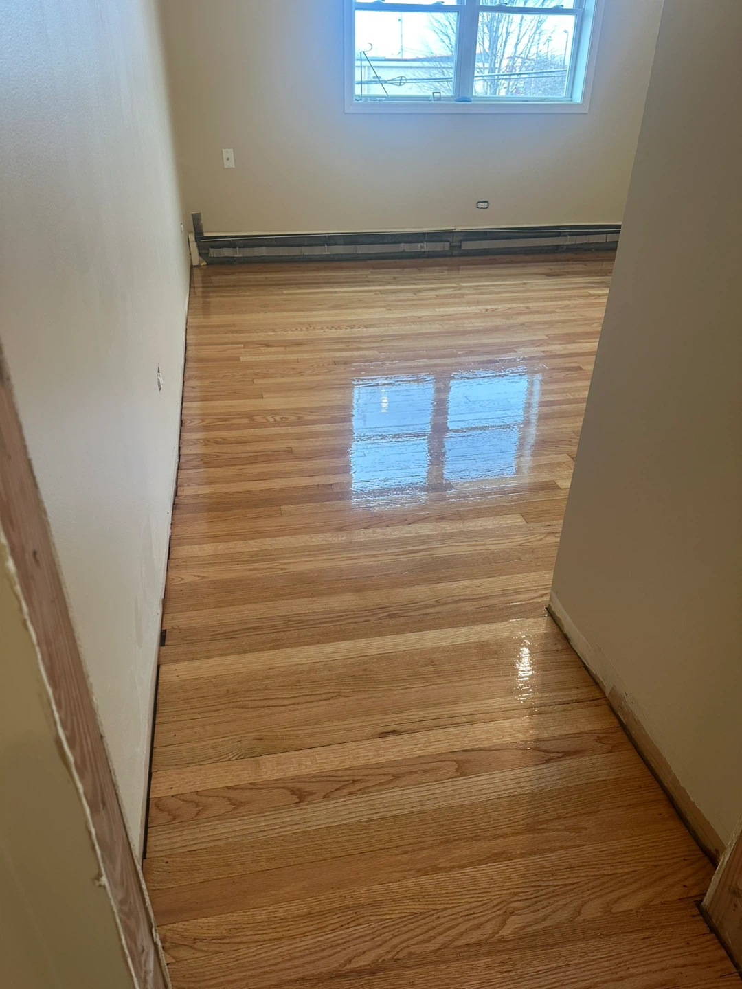 Harwdood flooring - photo 2