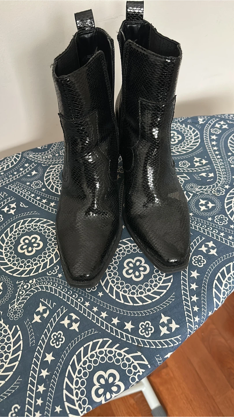 Ankle Boots - Size 8.5 - photo 2