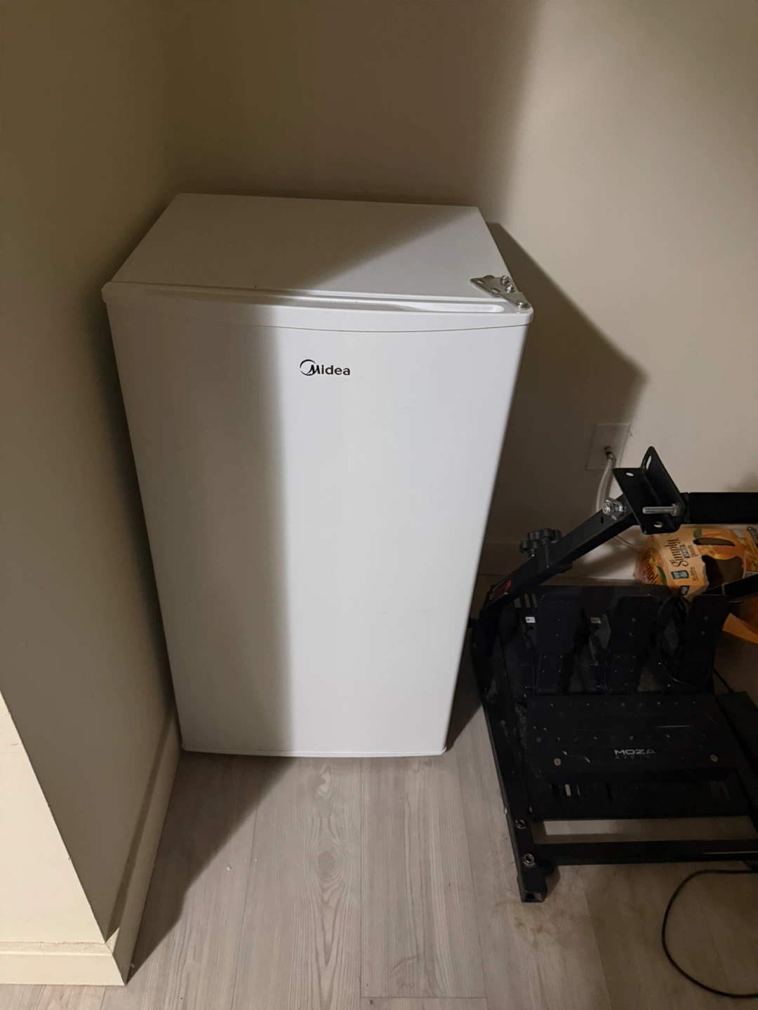 Midea Compact Fridge - White