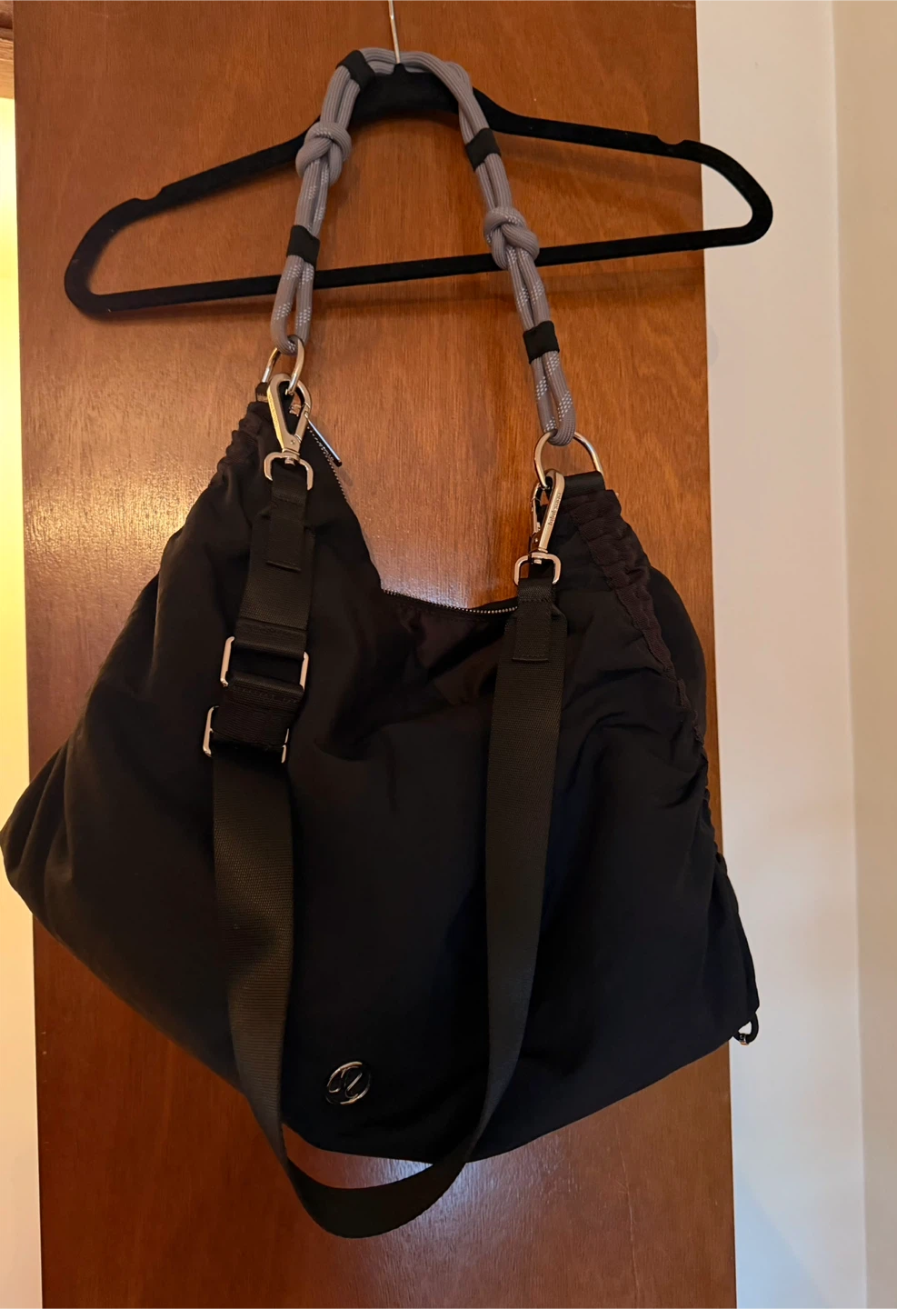 Lululemon Convertible Ruched Crossbody Bag 16L - photo 3
