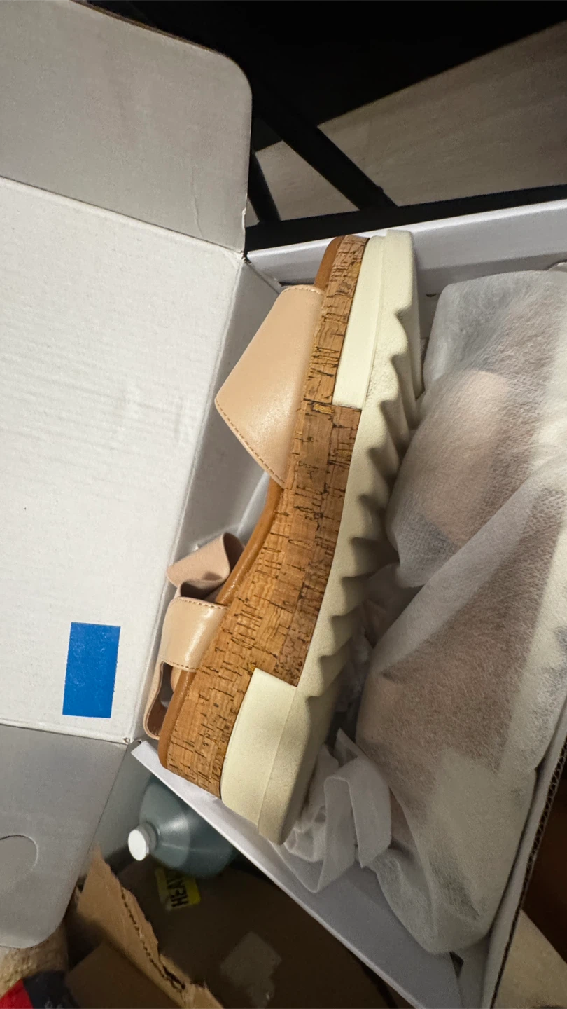 DREAM PAIRS -2 Nude Sandals - Size 7.5 USA - photo 3