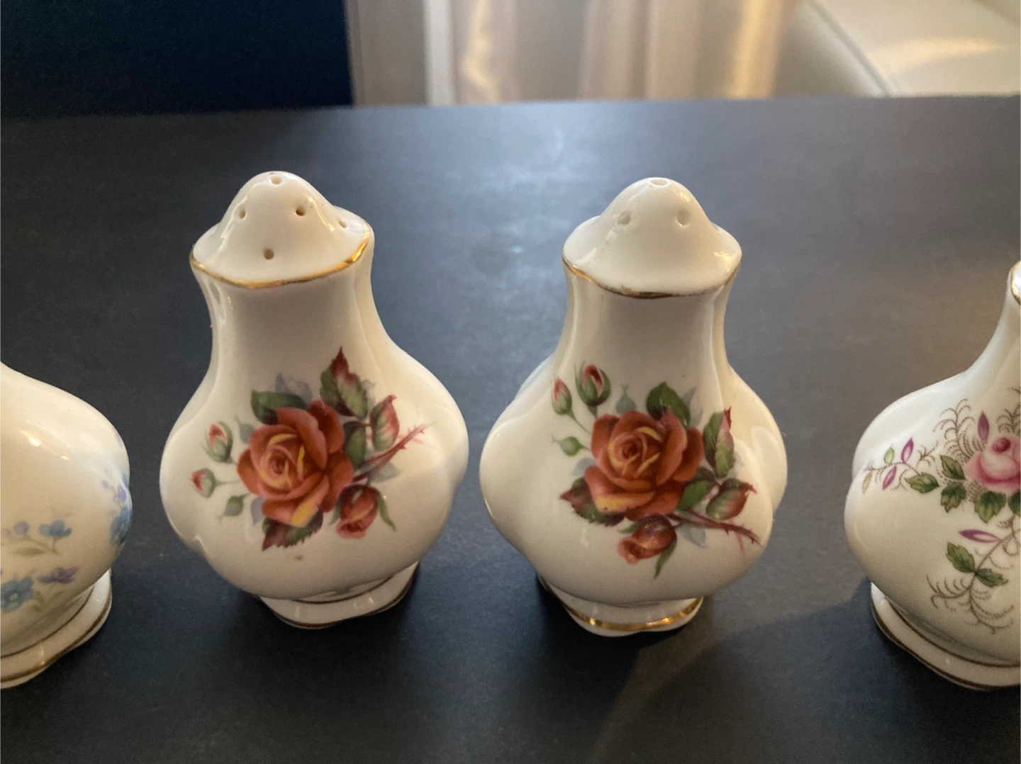 Vintage Floral Salt & Pepper Shakers - photo 3