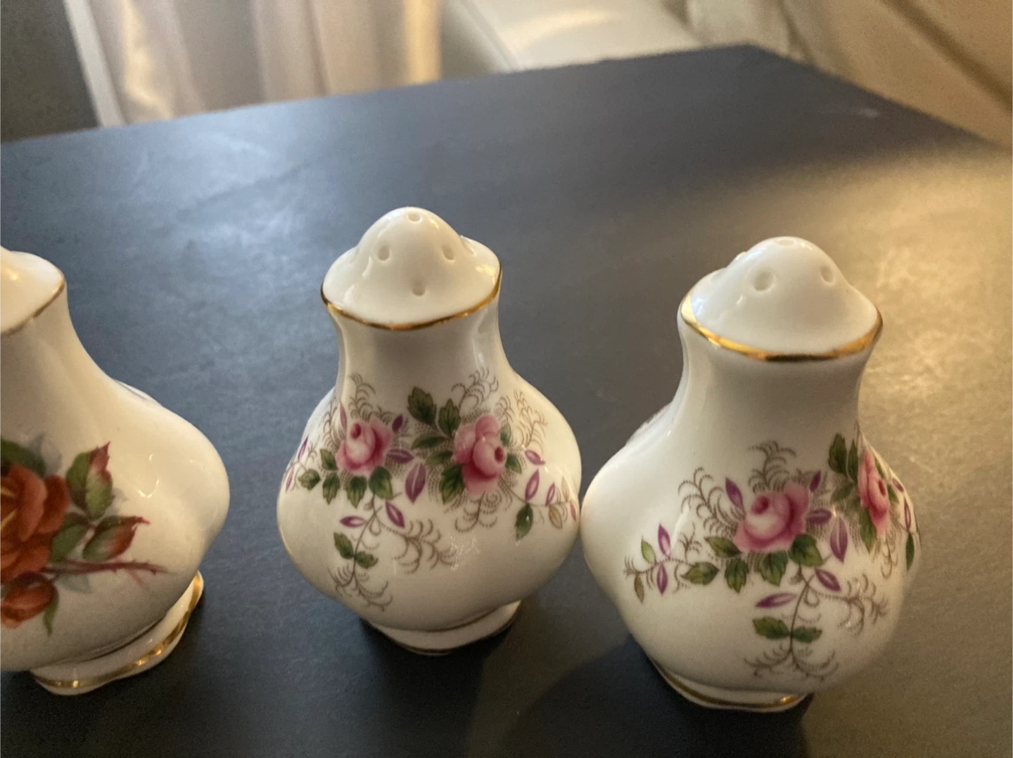 Vintage Floral Salt & Pepper Shakers - photo 4