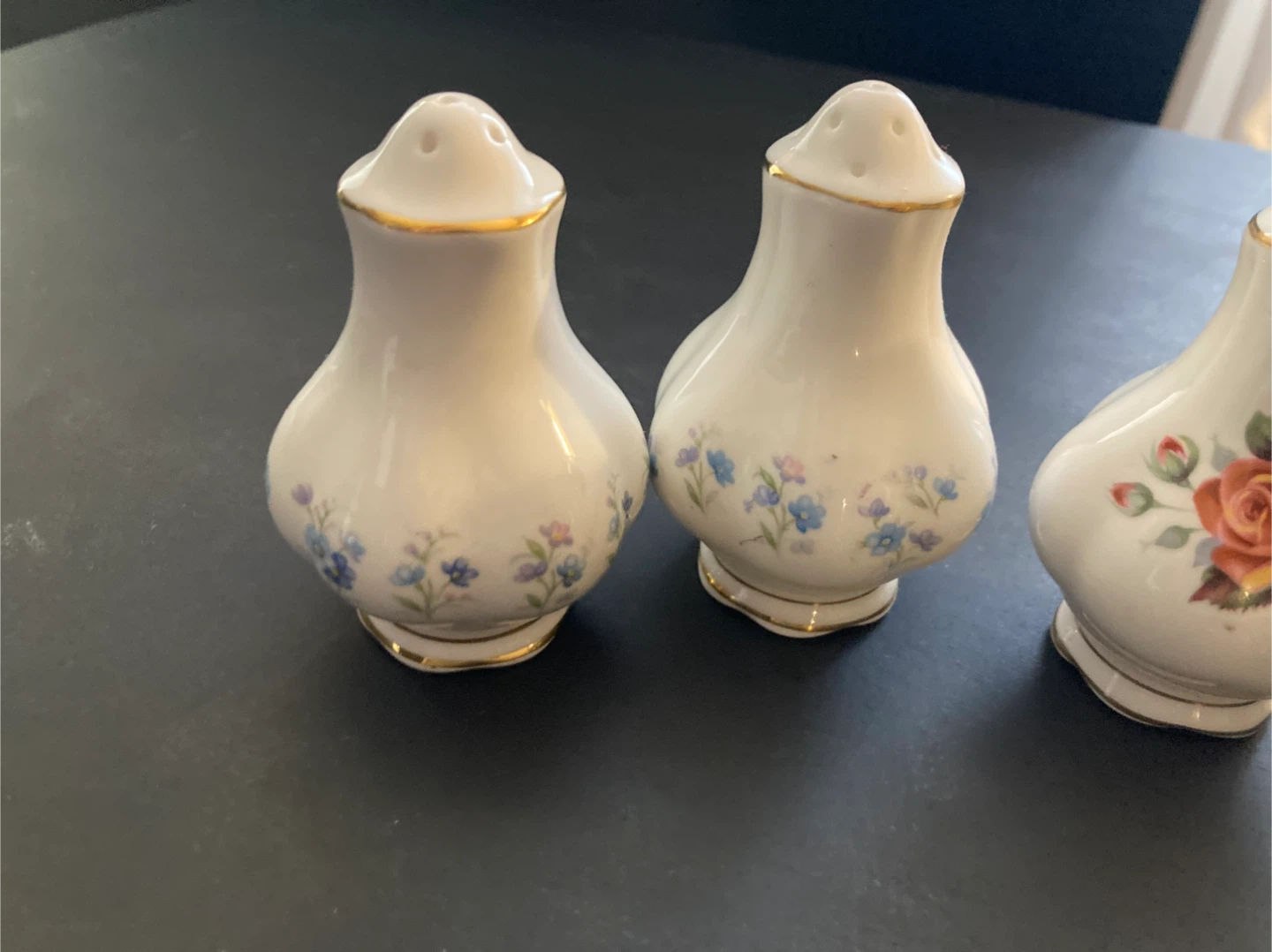 Vintage Floral Salt & Pepper Shakers - photo 2
