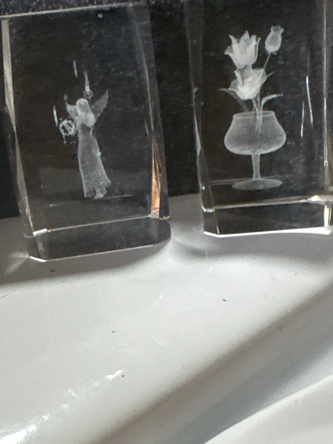 Laser etched crystal angel and flower cubes - photo 4