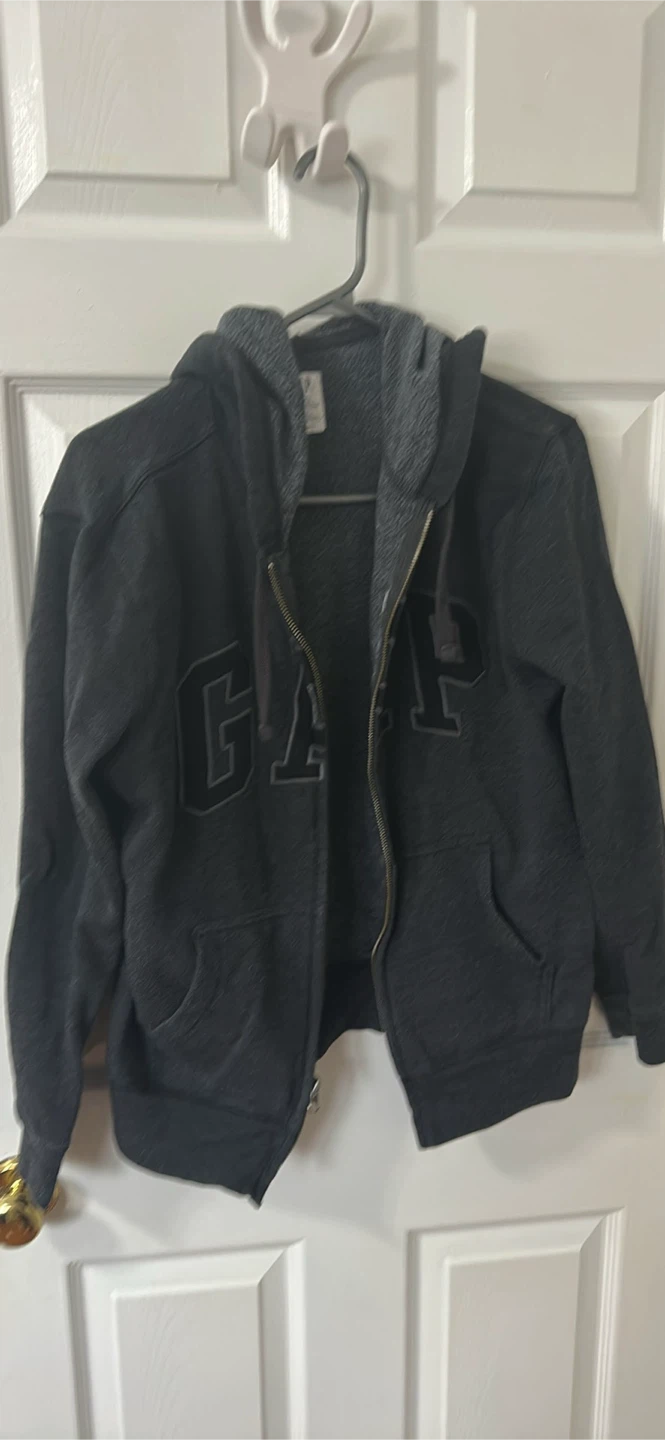 Gap, Under Armour, Fila, Calvin Klein Hoodies - photo 2
