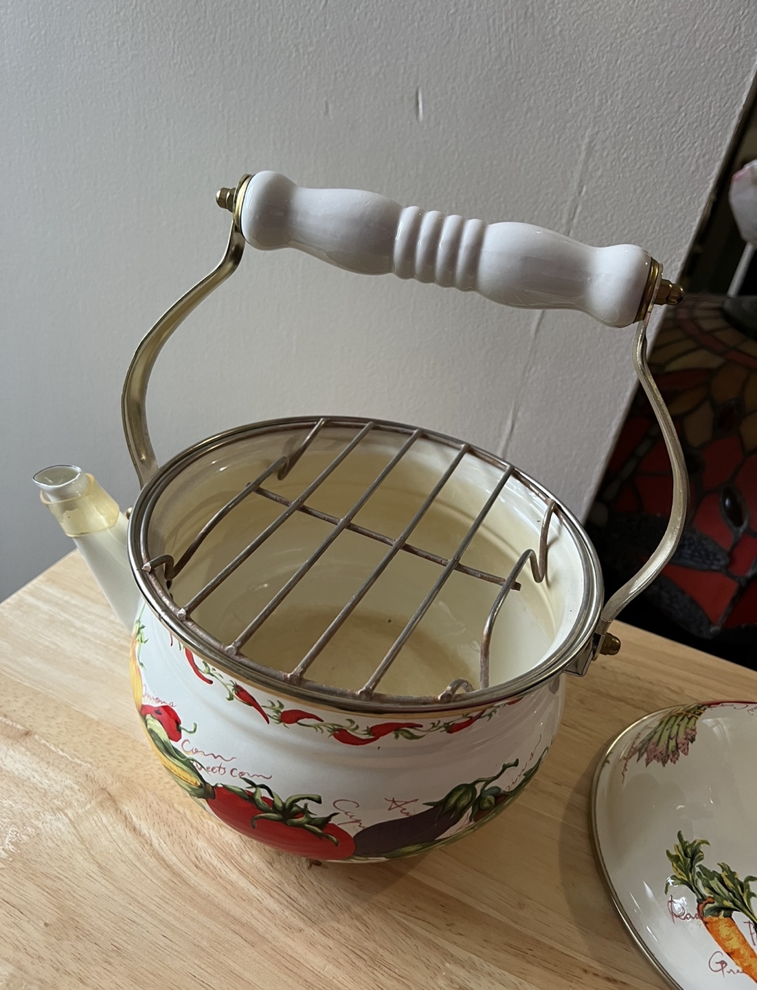 Vintage- Enamel Kettle - photo 2