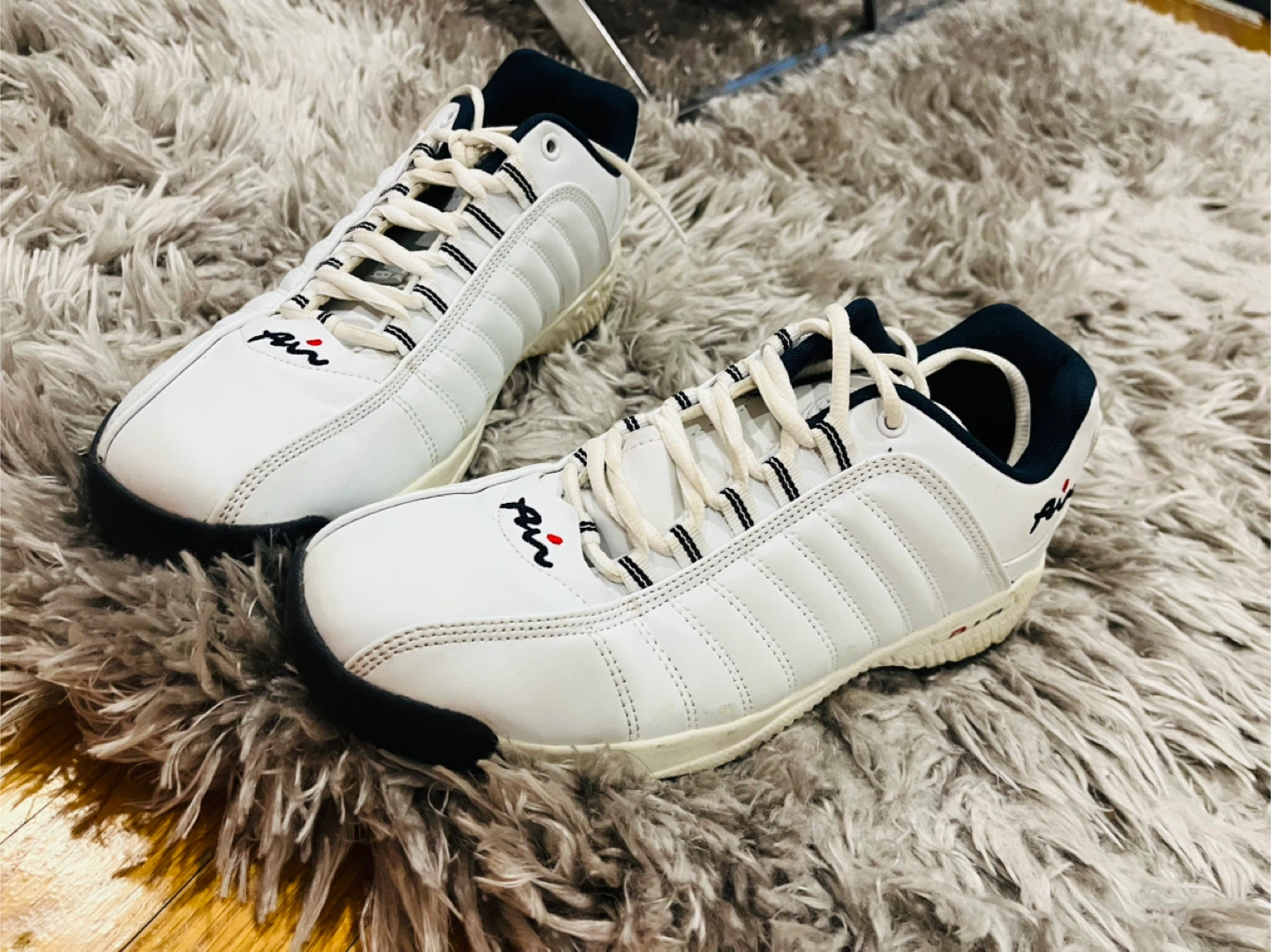 White Sneakers - photo 5